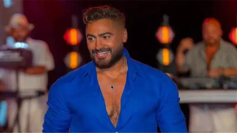 تامر حسني يحيي حفلًا غنائيًا في مراسي الليلة 