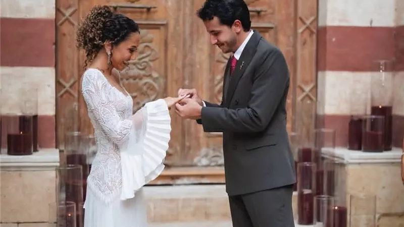 قبل زينة عبد الباقي.. نجمات مصريات تزوجن من أجانب