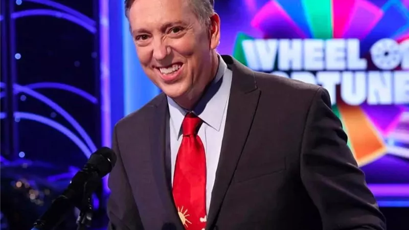 جيم ثورنتون يتصدر التريند بعد طرده من برنامج Wheel of Fortune.. بسبب واقعة غرفة دردشة