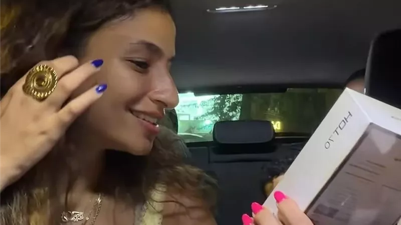 شيريهان أيقونة.. أميرة أديب تحلم بتقديم الفوازير 