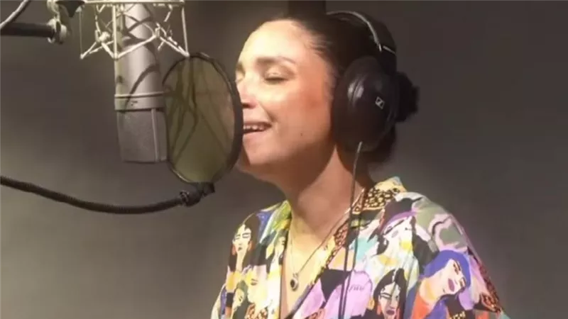 نسمة محجوب تشوق جمهورها لأغنية 
