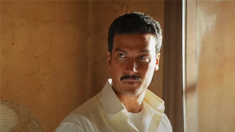 عرض 