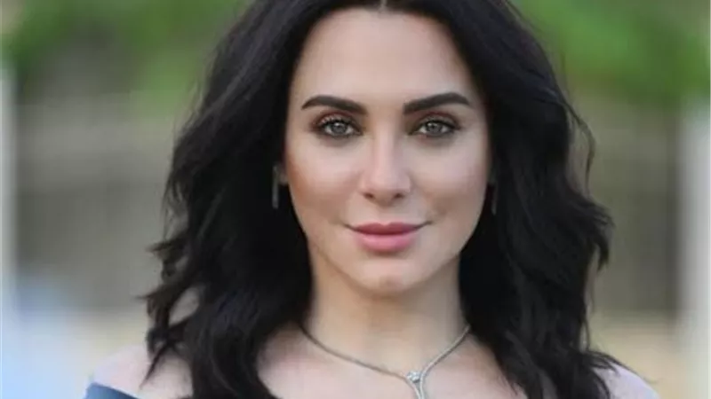 سلاف فواخرجي: رجوعي إلى سوريا أكيد لأن الرجوع إلى الوطن لا يحتاج عمل فني