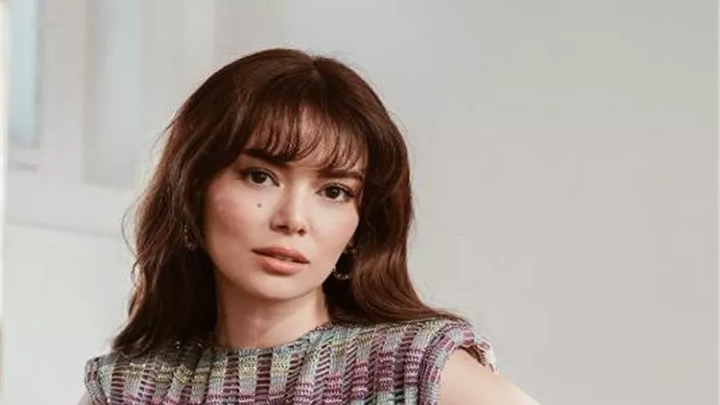 سيراي كايا تعلن علاقتها بطليق سحر إيشيك رسميًا 