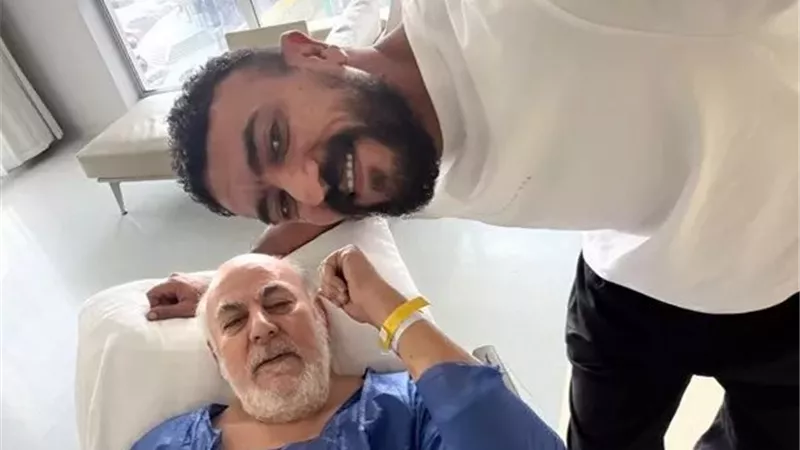 أصل الجدعنة.. أحمد العوضي يشكر جمهوره على الدعوات لوالده