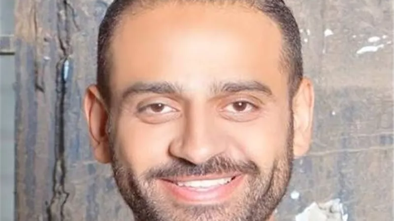 عمر السعيد يعلن وفاة والده.. وموعد صلاة الجنازة