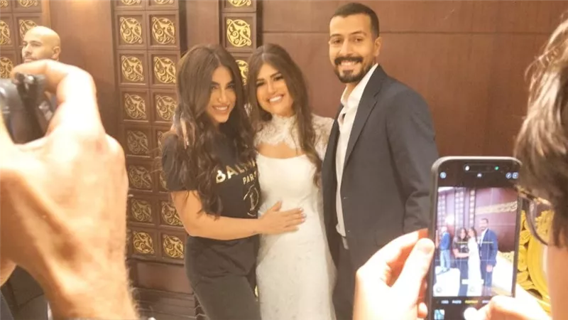 بالصور.. ديانا هشام تحتفل بعقد قرانها بحضور الأهل والأصدقاء
