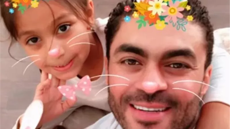 خالد سليم يحتفل بعيد ميلاد ابنته الكبرى خديجة برسالة مؤثرة