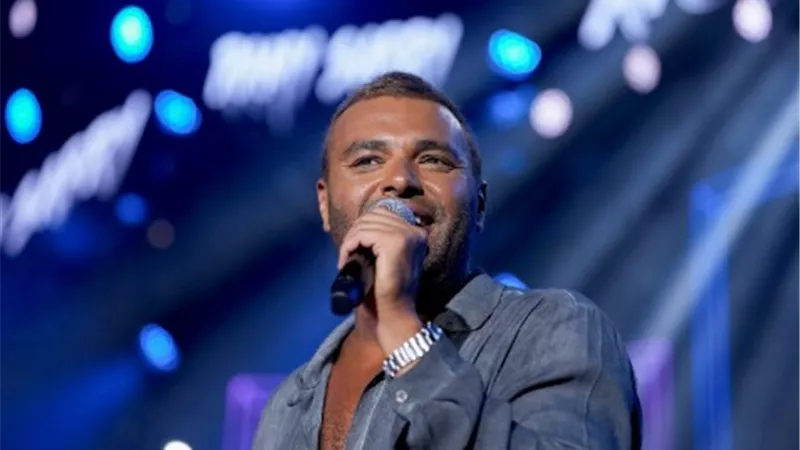 رامي صبري يحتفل بـ20 عامًا من مشواره الفني في حفل ضخم بالقاهرة