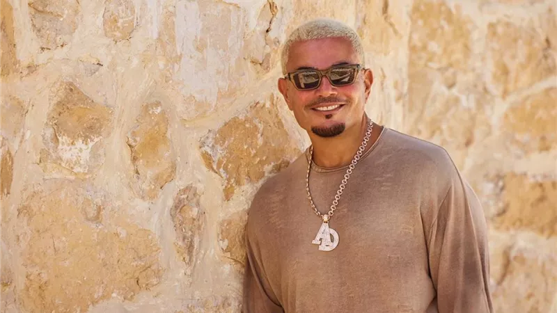 غلق «مول مصر».. عمرو دياب يلتقي جمهوره اليوم في حفل جديد