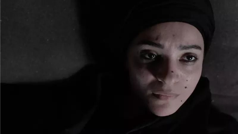 “الخبيث” يكشف عن عالم من الغموض والرعب في عرضه الأول بمهرجان الجونة