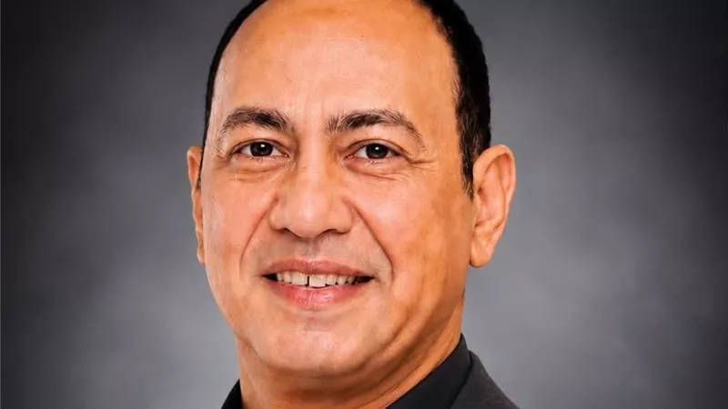 عمرو عابدين