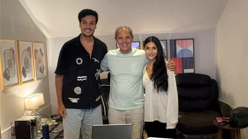 رامي إمام يجتمع بـ أحمد عبد الوهاب وهدى المفتي لوضع اللمسات الأخيرة لـ معاد عشا